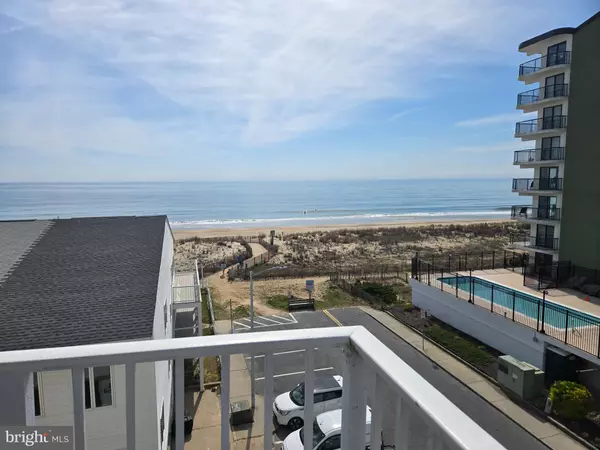 8 35TH ST #401, Ocean City, MD 21842