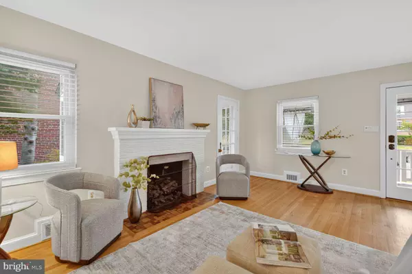 Arlington, VA 22207,5021 25TH RD N