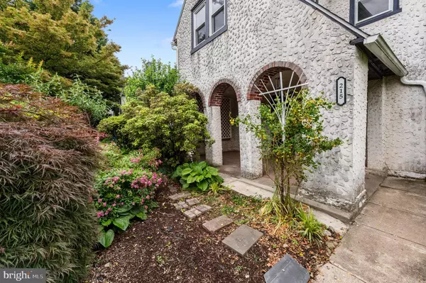 Philadelphia, PA 19119,215 W DURAND ST