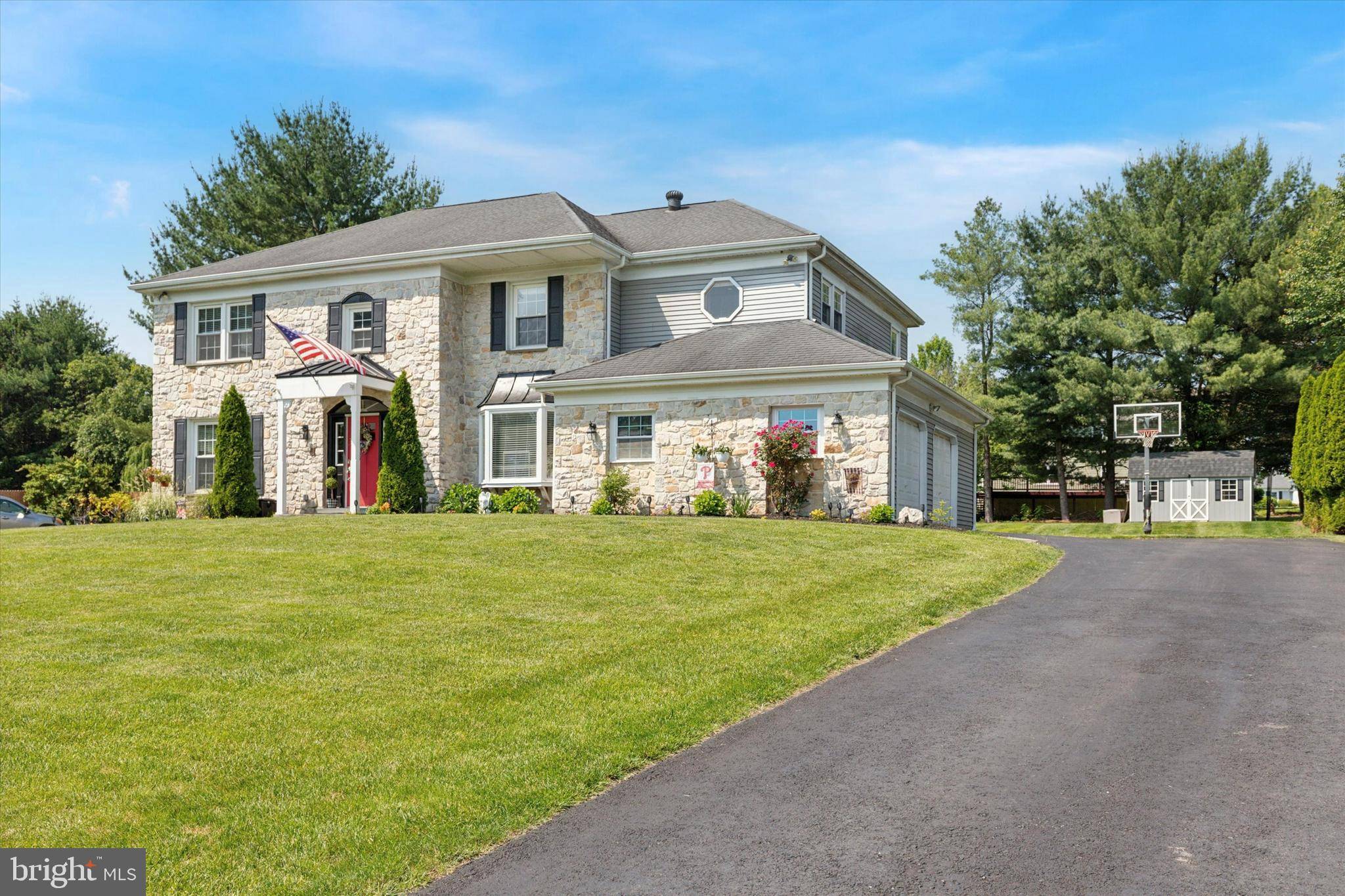 Phoenixville, PA 19460,1004 WINDING RIVER LN