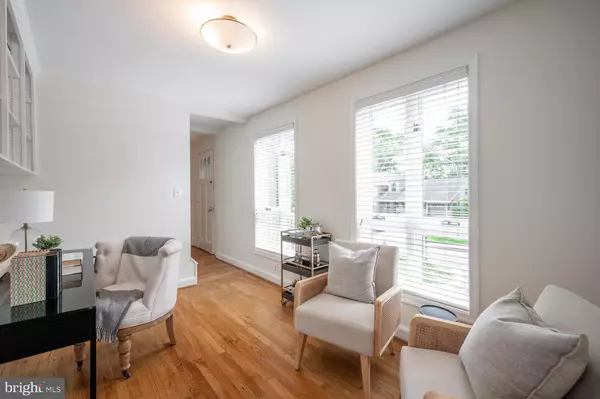 Alexandria, VA 22302,1113 CROSS DR