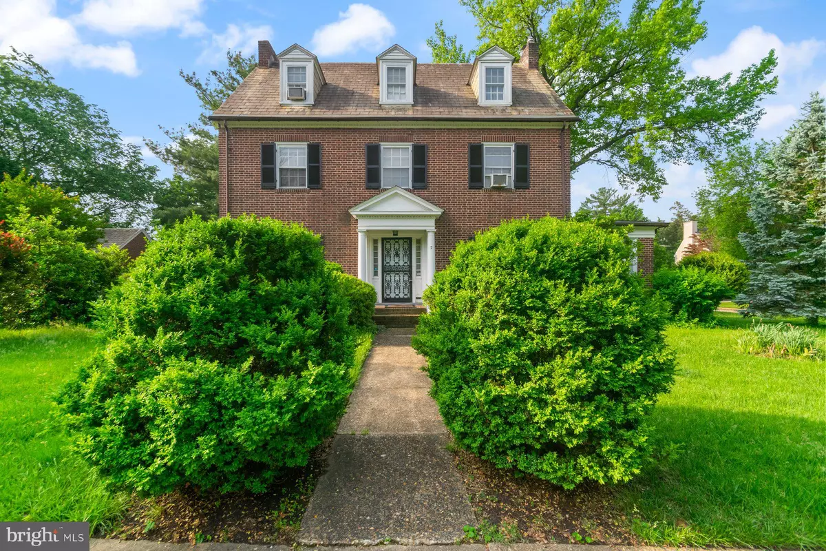 Baltimore, MD 21218,7 E 39TH ST