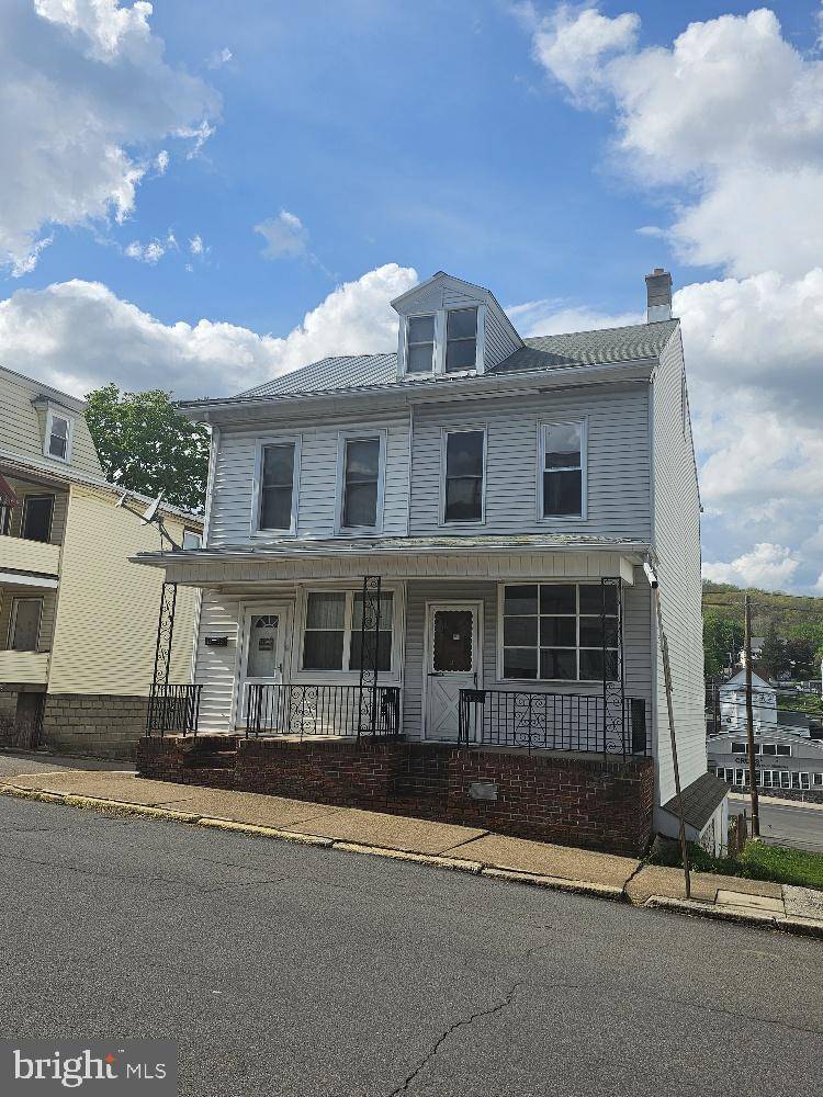 Ashland, PA 17921,1137 W WALNUT ST