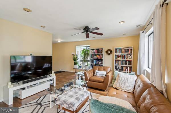 Voorhees, NJ 08043,31 SANDRA RD