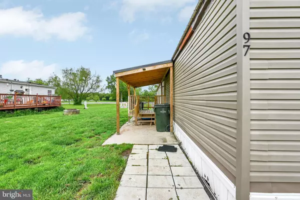 New Oxford, PA 17350,97 SHERRILL DR