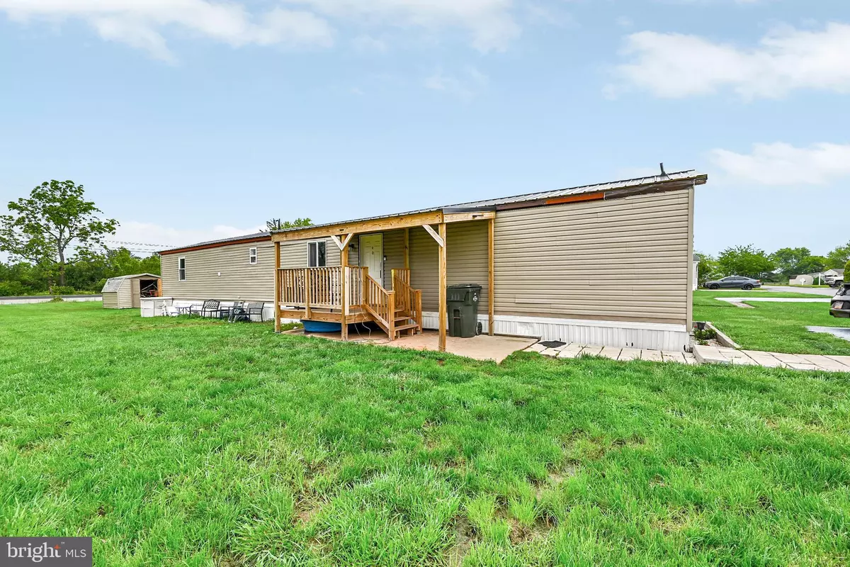 New Oxford, PA 17350,97 SHERRILL DR