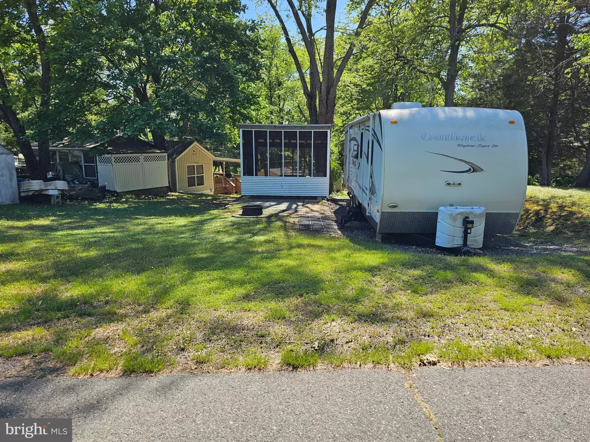 Earleville, MD 21919,158 EAGLE CLAW LN #GLEN 1
