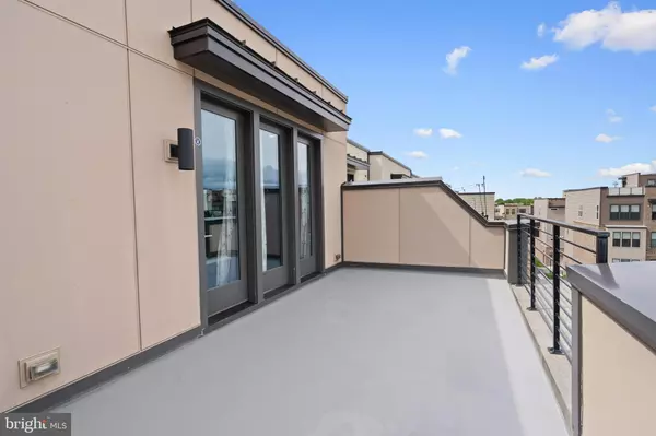 Chantilly, VA 20151,4739 LACEY MANOR PL
