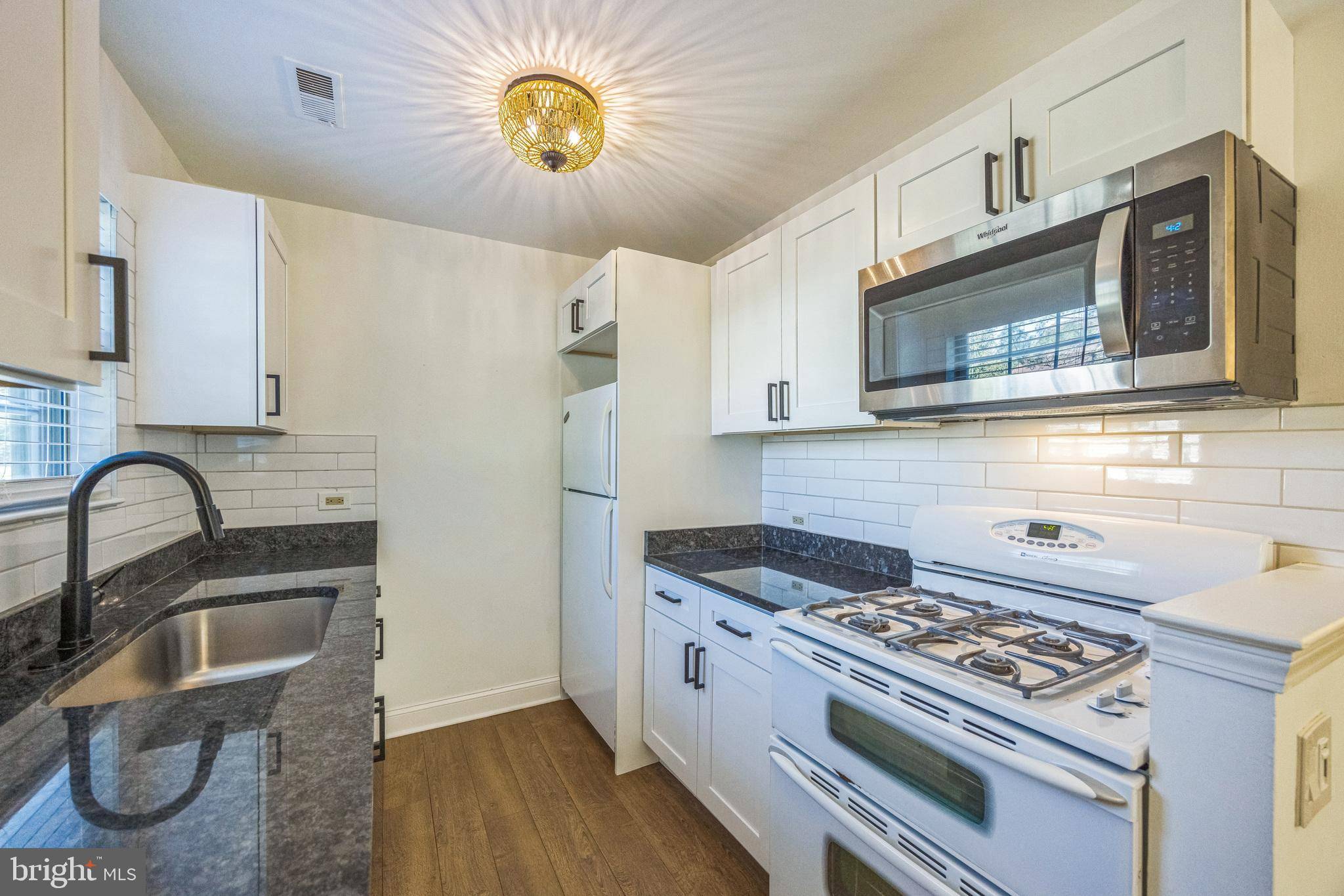 Cherry Hill, NJ 08034,180 TAVISTOCK