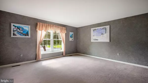 Harleysville, PA 19438,325 VANDERBILT LN