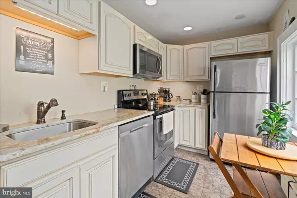 Sellersville, PA 18960,129 N MAIN ST