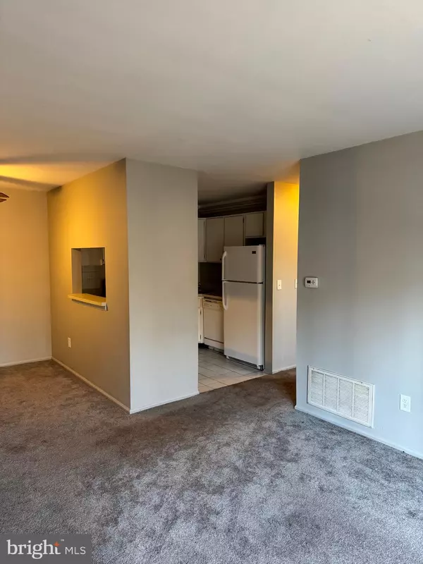 Absecon, NJ 08205,126 CLUB PL #126