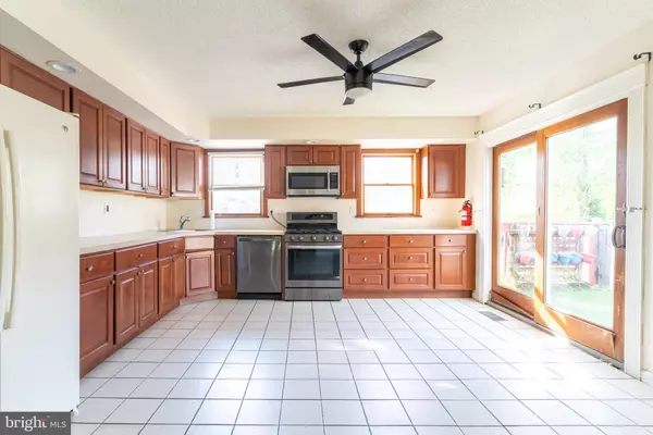 Atco, NJ 08004,2315 ILENE LN