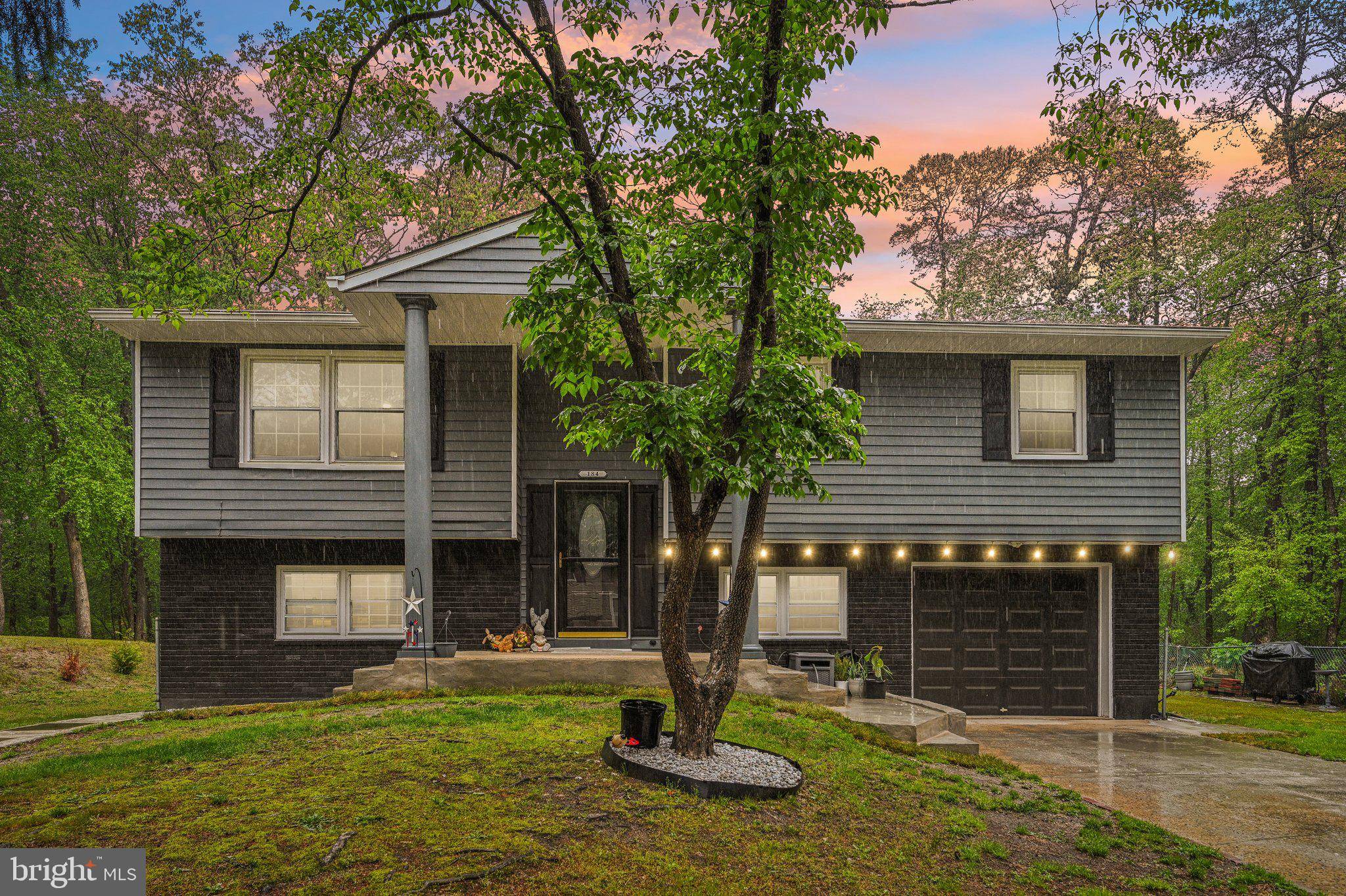 Pemberton, NJ 08015,184 CHATHAM ST