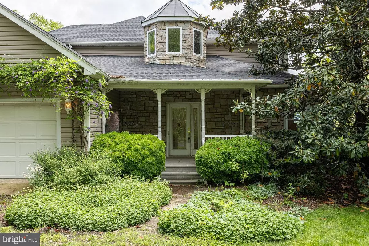 Woodstock, VA 22664,135 MEAGANS RUN RD