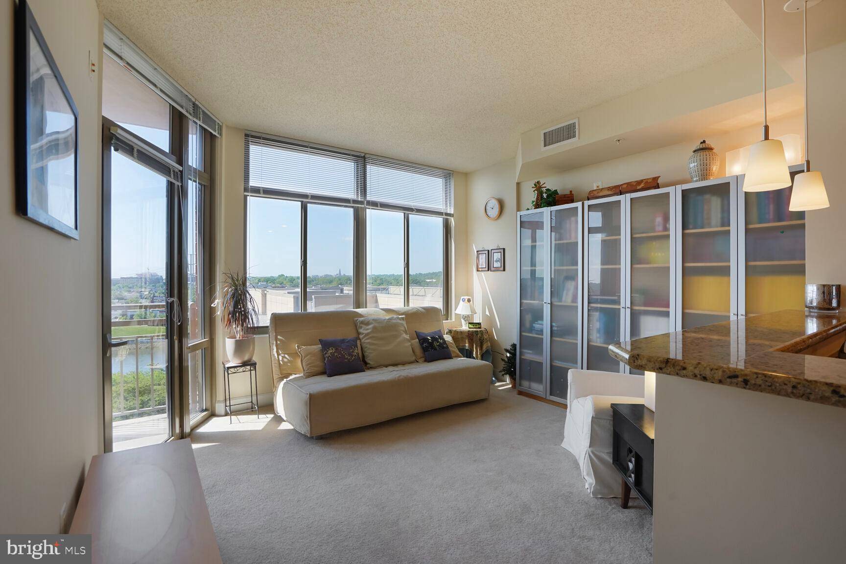 Arlington, VA 22202,3600 S GLEBE RD #822W
