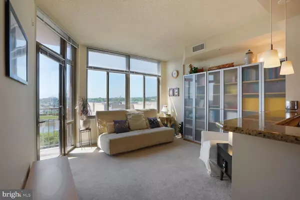 Arlington, VA 22202,3600 S GLEBE RD #822W