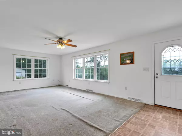 Pine Grove, PA 17963,67 PARALLEL RD