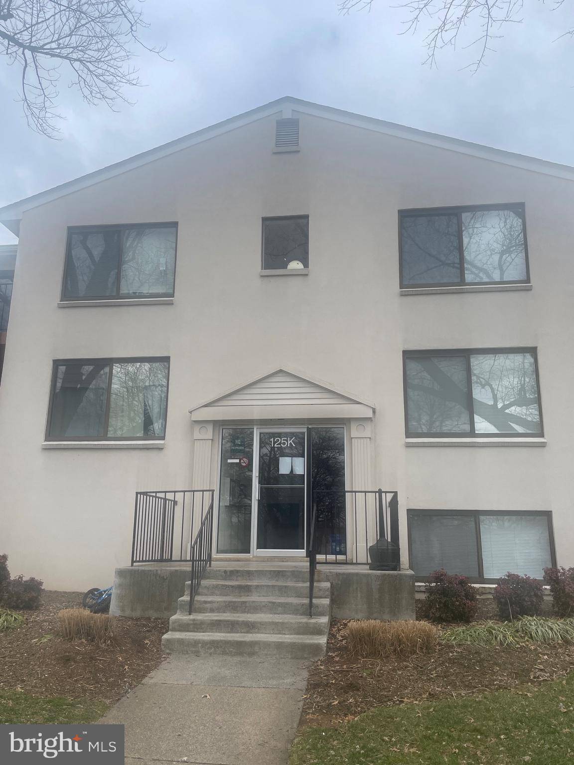 Leesburg, VA 20175,125-K CLUBHOUSE DR SW #5