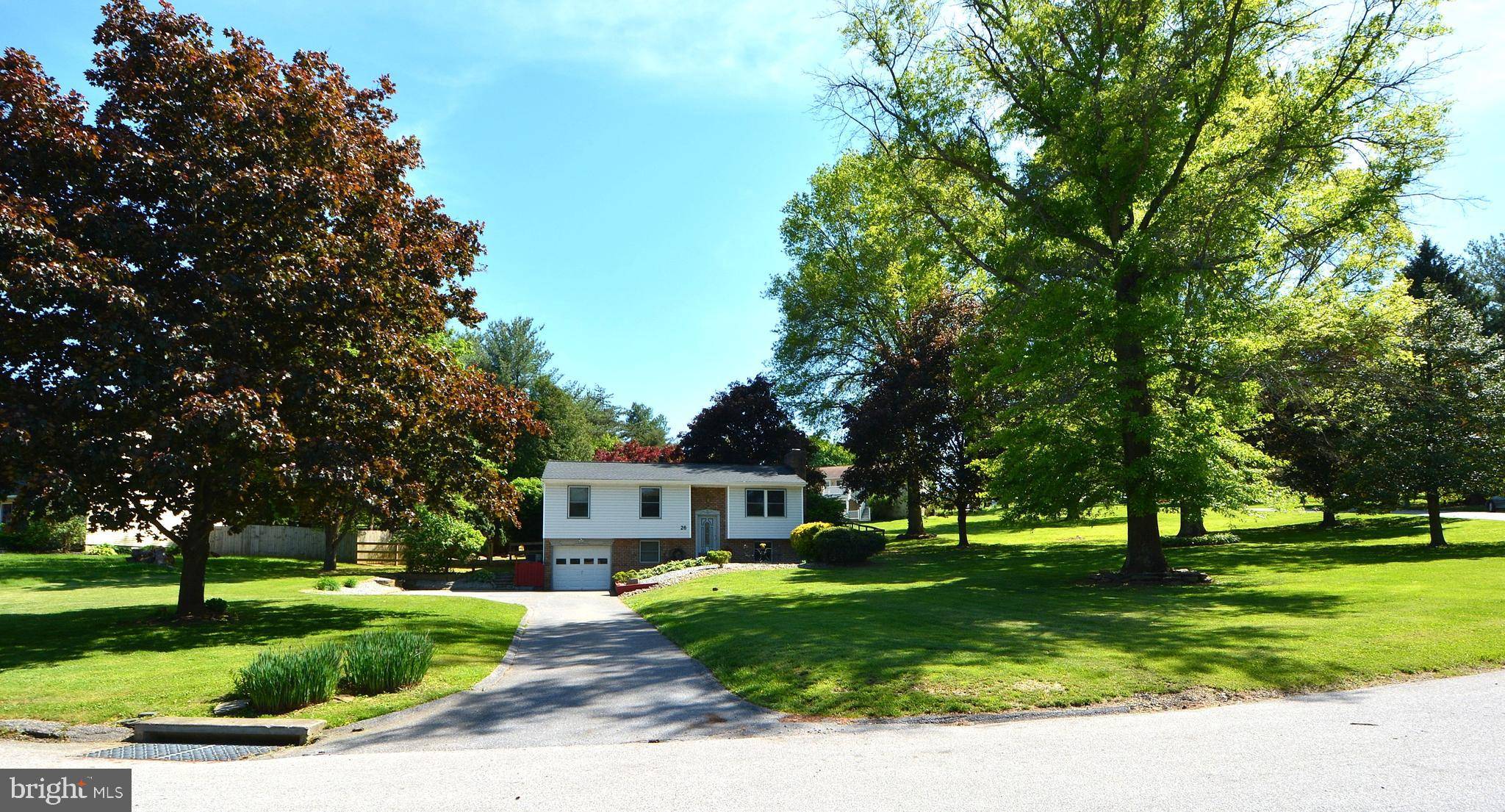 26 SHAMROCK CIR, Westminster, MD 21157