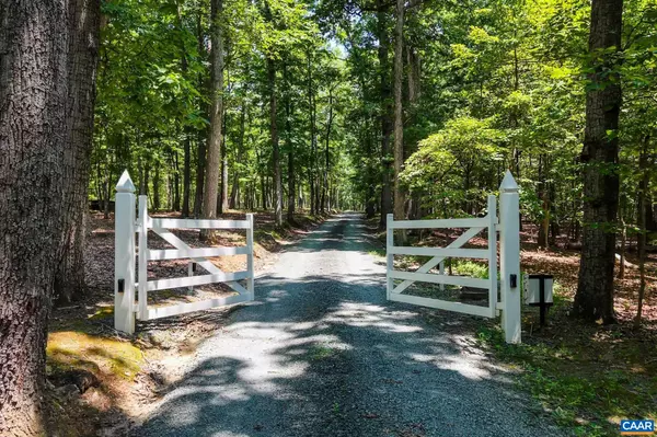 Charlottesville, VA 22901,1790 LAMBS RD