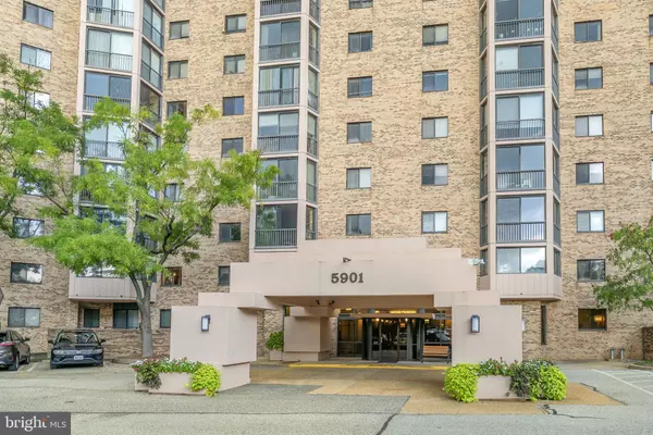 5901 MOUNT EAGLE DR #107, Alexandria, VA 22303