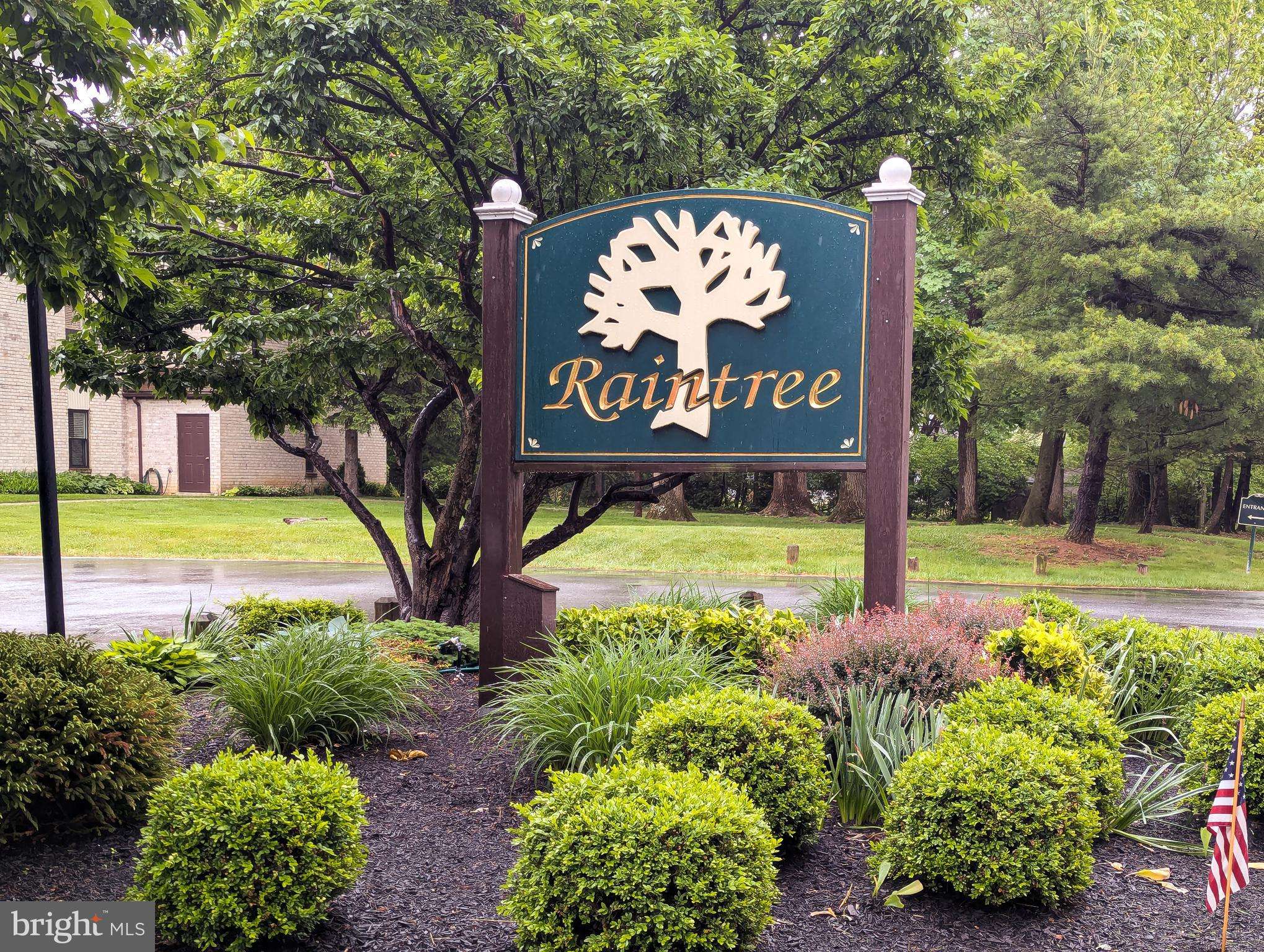 1606 RAINTREE LN #1606, Malvern, PA 19355