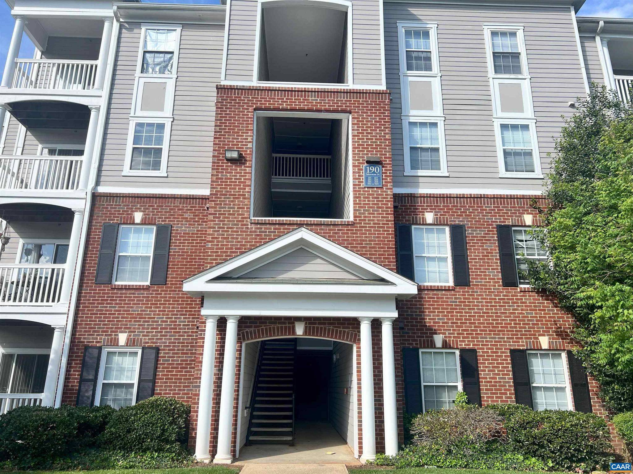 190 YELLOWSTONE DR #203, Charlottesville, VA 22903