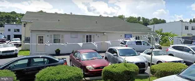 9 WHISSEL DR, Coatesville, PA 19320