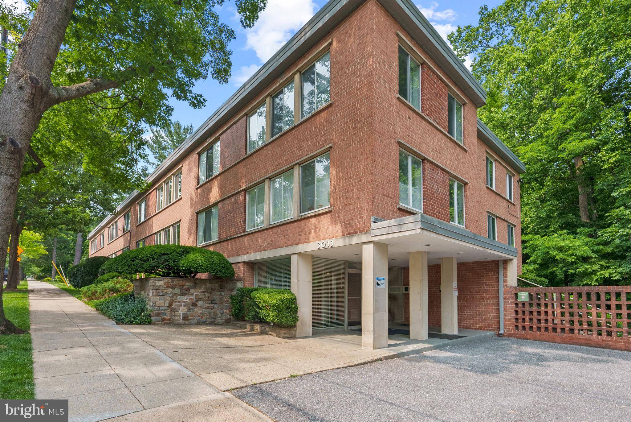 Washington, DC 20016,3033 NEW MEXICO AVE NW #305