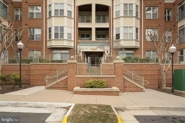 Reston, VA 20190,1860 STRATFORD PARK PL #305