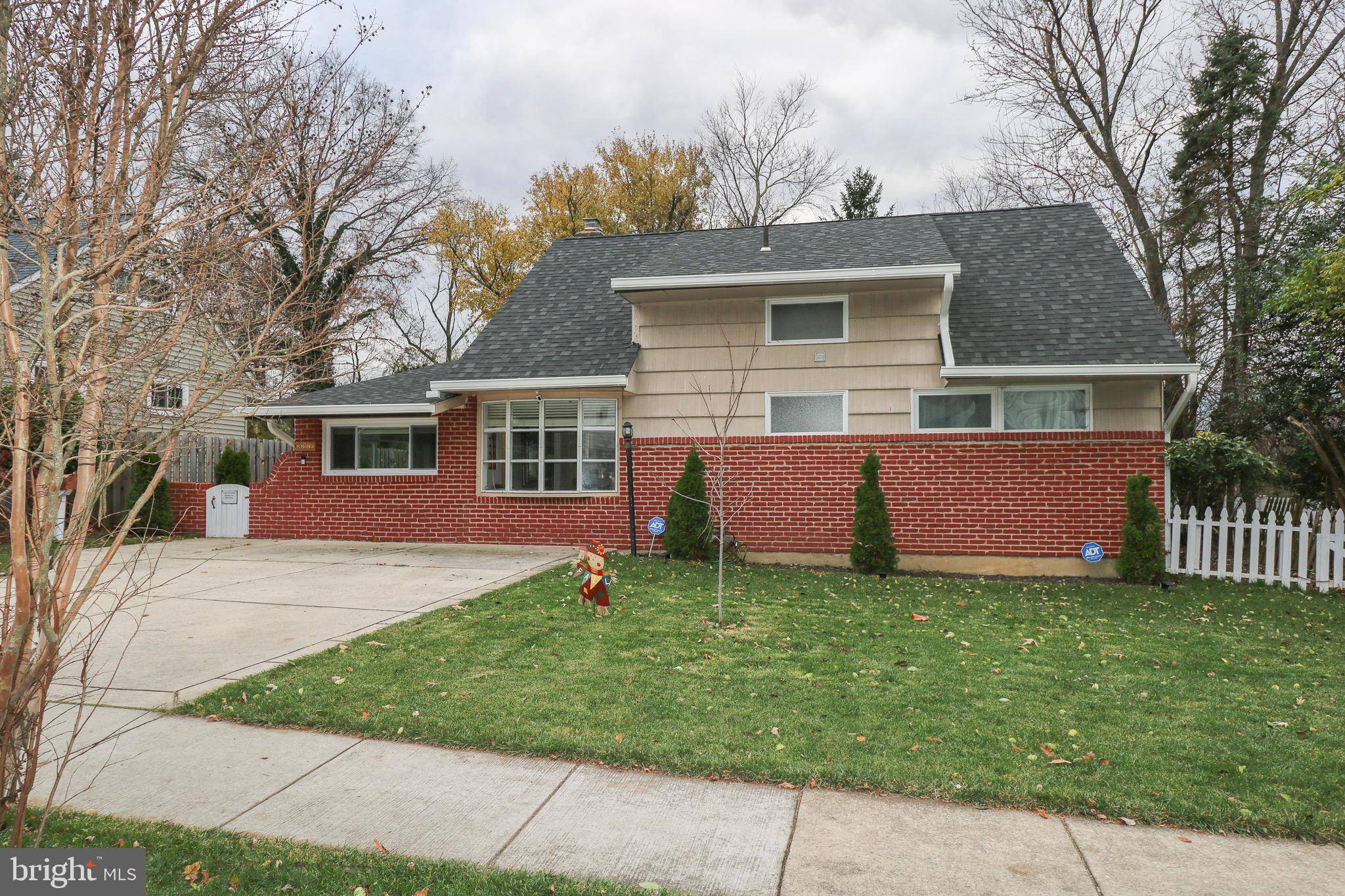 Rockville, MD 20852,322 MOUNT VERNON PL