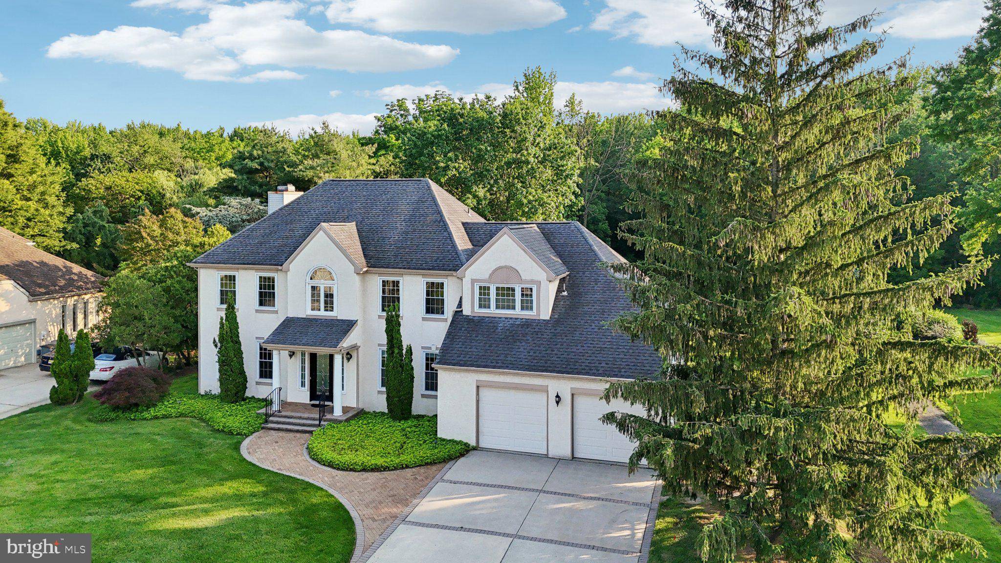 Mount Laurel, NJ 08054,15 HORSESHOE DR