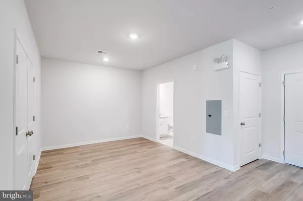 Bowie, MD 20720,4003 SEASIDE ALDER RD #0208 - ROSE