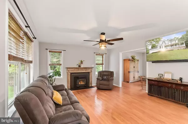 Fredericksburg, VA 22408,9522 HICKORY HILL DR