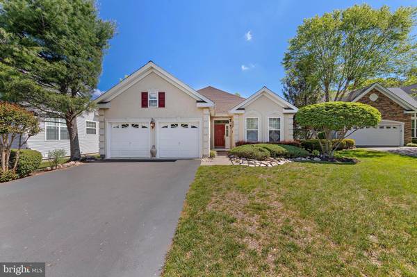 7 SPRING LAKE CT, Barnegat, NJ 08005