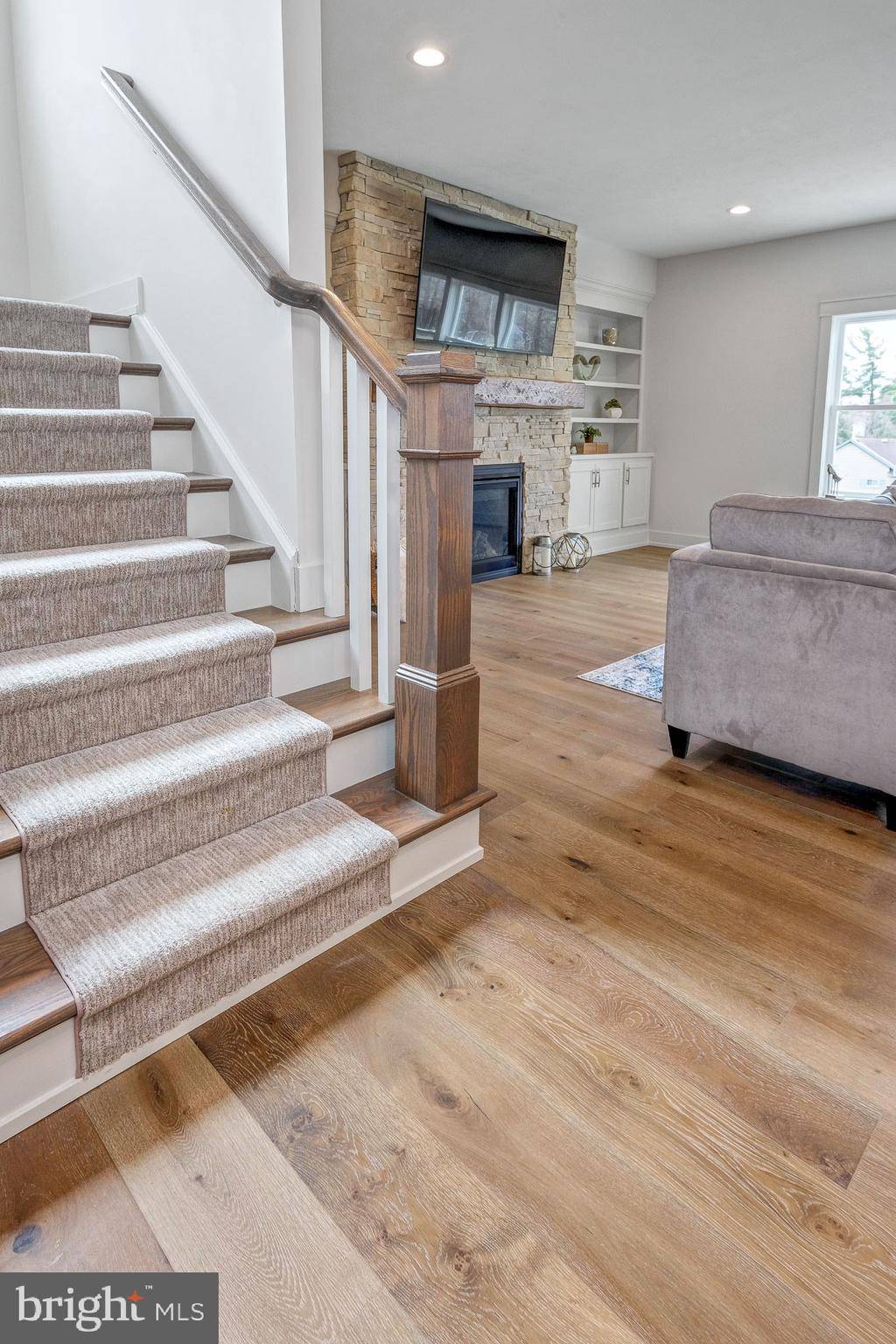 Broomall, PA 19008,105 EAGLE DRIVE