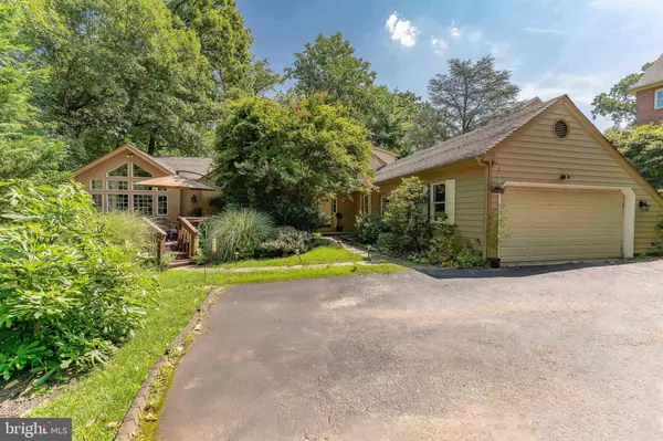 406 BRIGHTON CIR, Devon, PA 19333