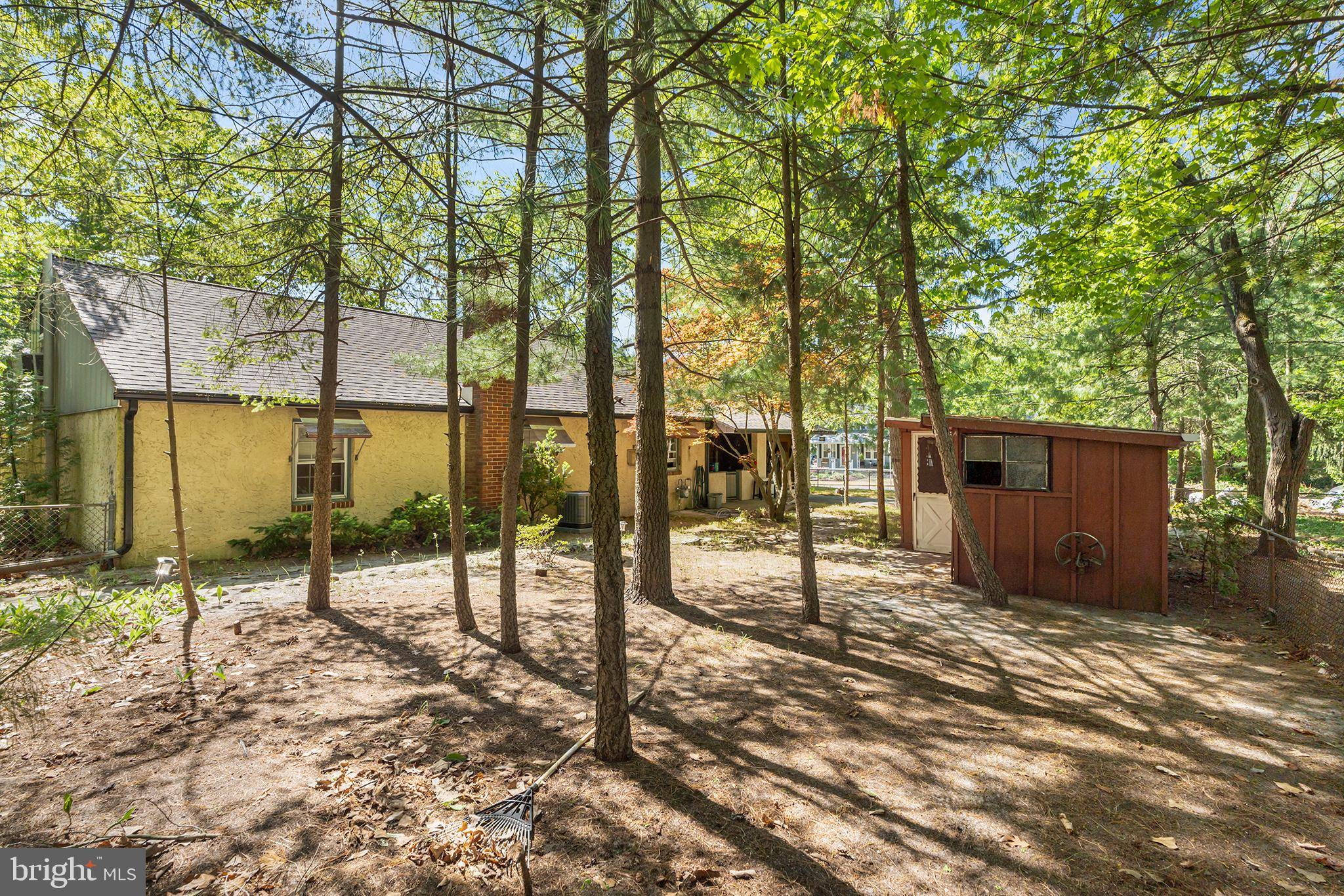 Pine Hill, NJ 08021,98 SPRUCE LN