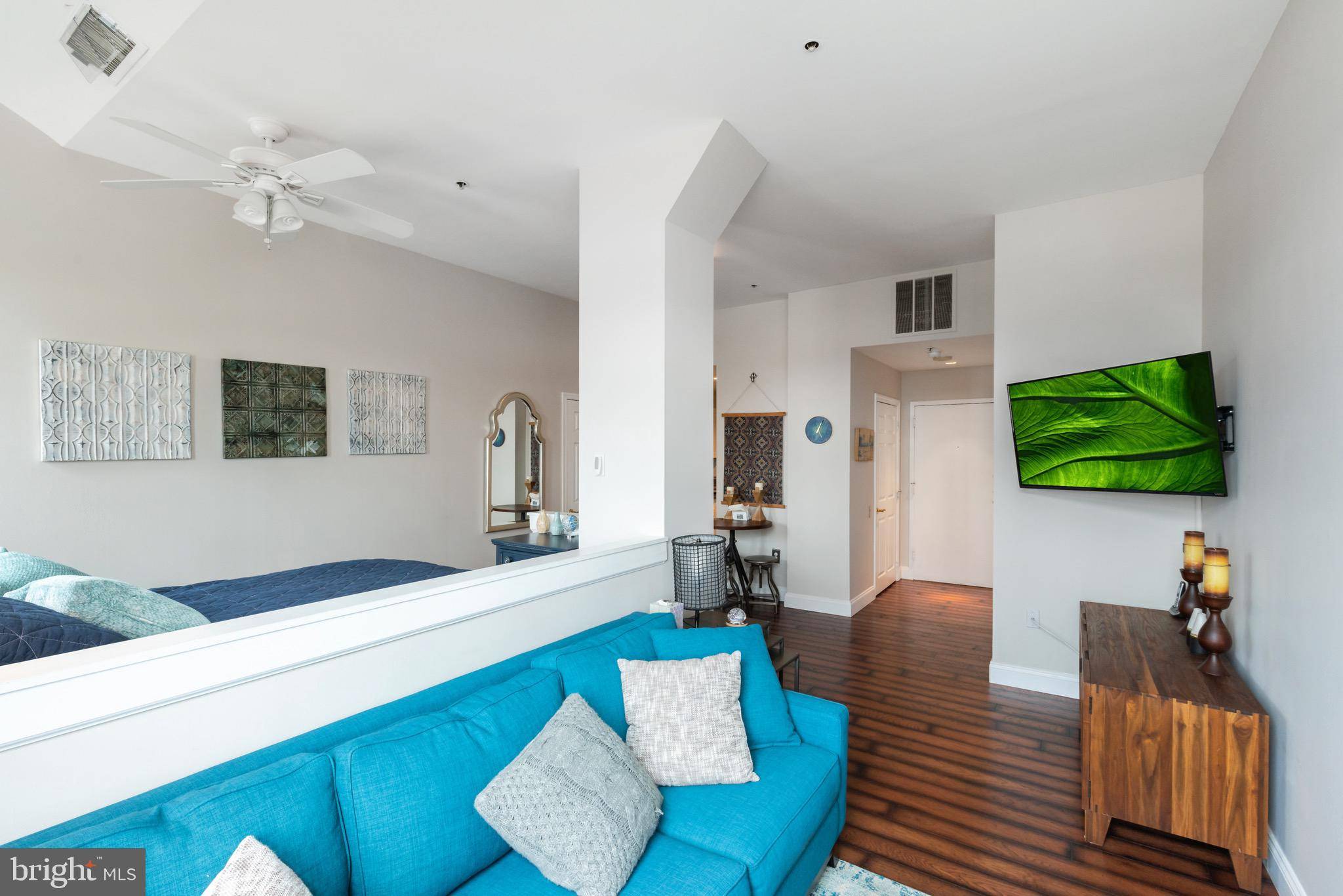 Philadelphia, PA 19106,315 NEW ST #611