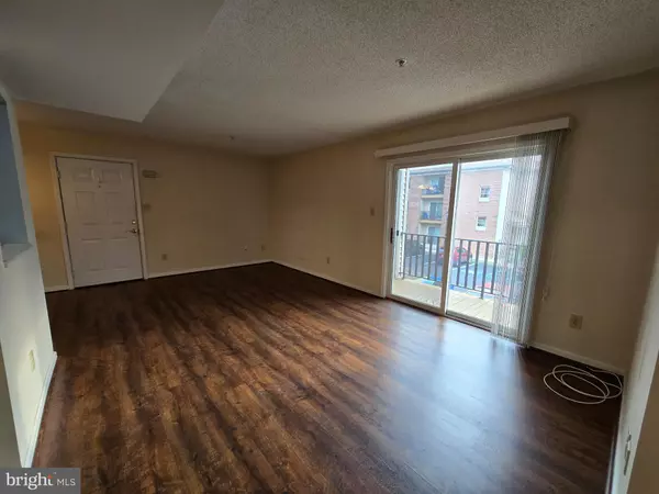 Bordentown, NJ 08505,70 PARK ST #1 - 10