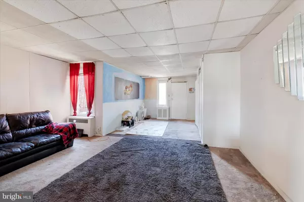 Philadelphia, PA 19149,6058 CASTOR AVE