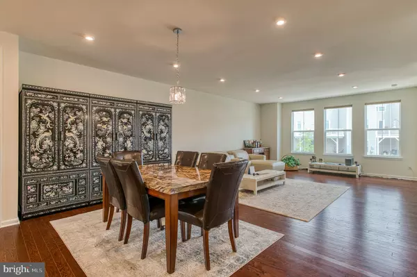 Woodbridge, VA 22192,5015 LITTLE MARTHA WAY