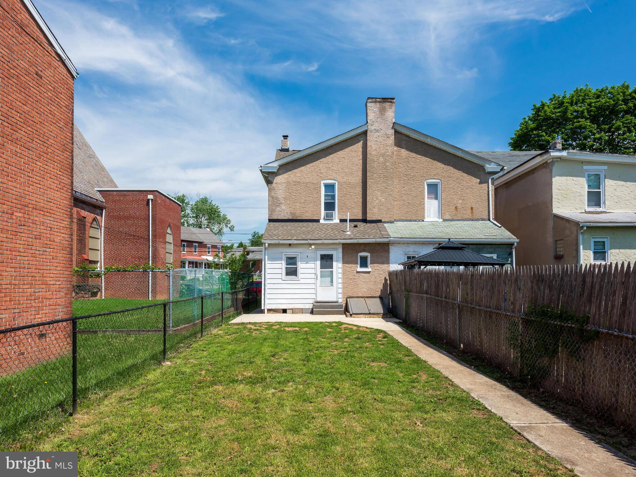 Pottstown, PA 19464,556 W WALNUT ST