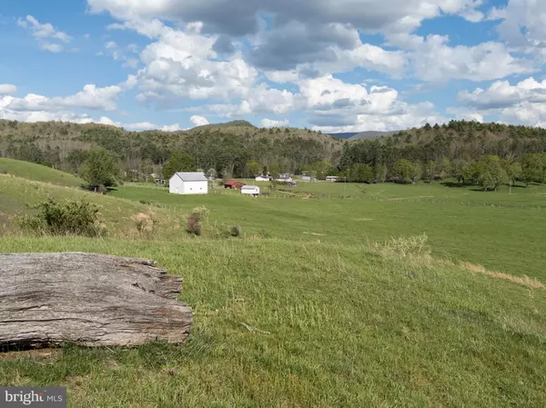 Marlinton, WV 24954,83 HILL COUNTRY RD