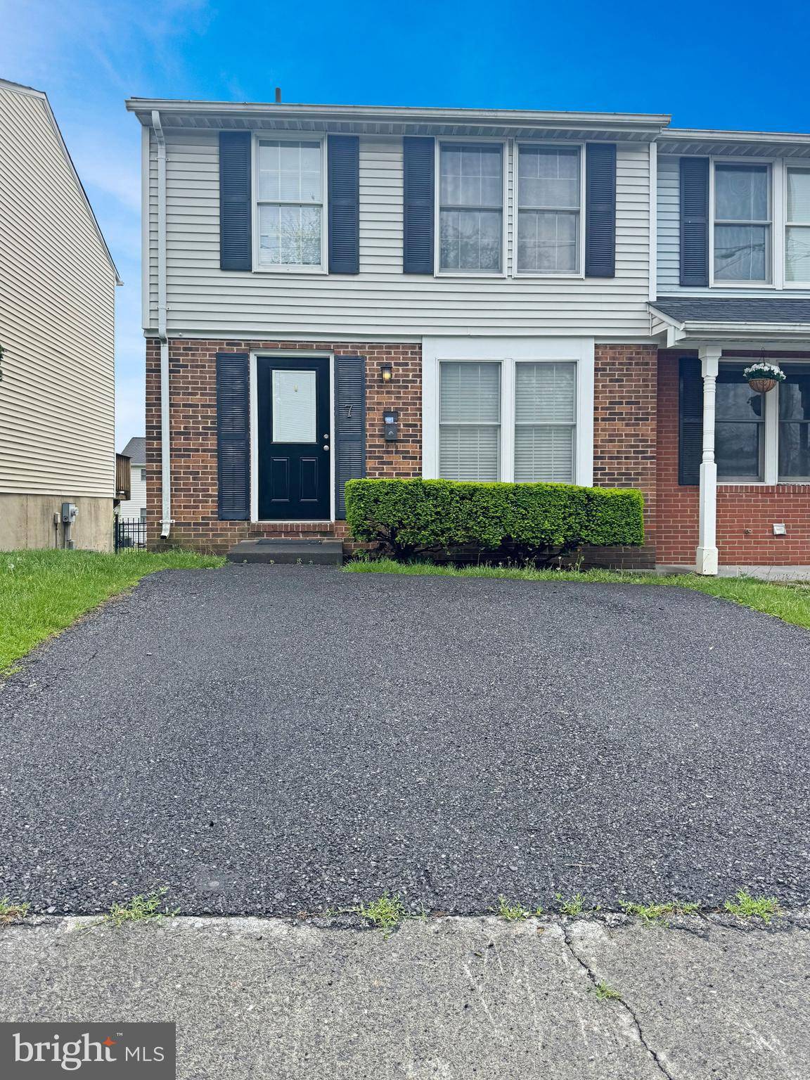 7 E HART ST, Winchester, VA 22601