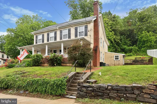 628 FORD ST, Conshohocken, PA 19428