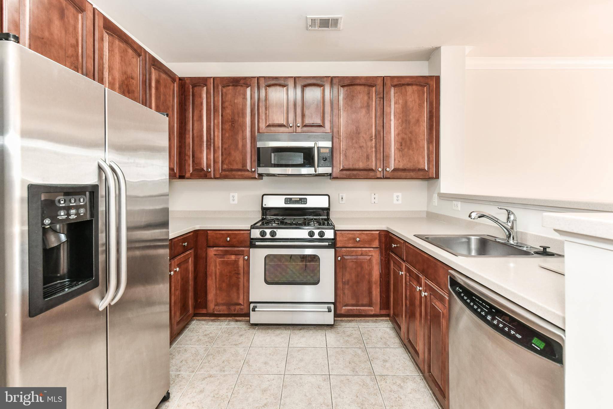Reston, VA 20190,12001 MARKET ST #253