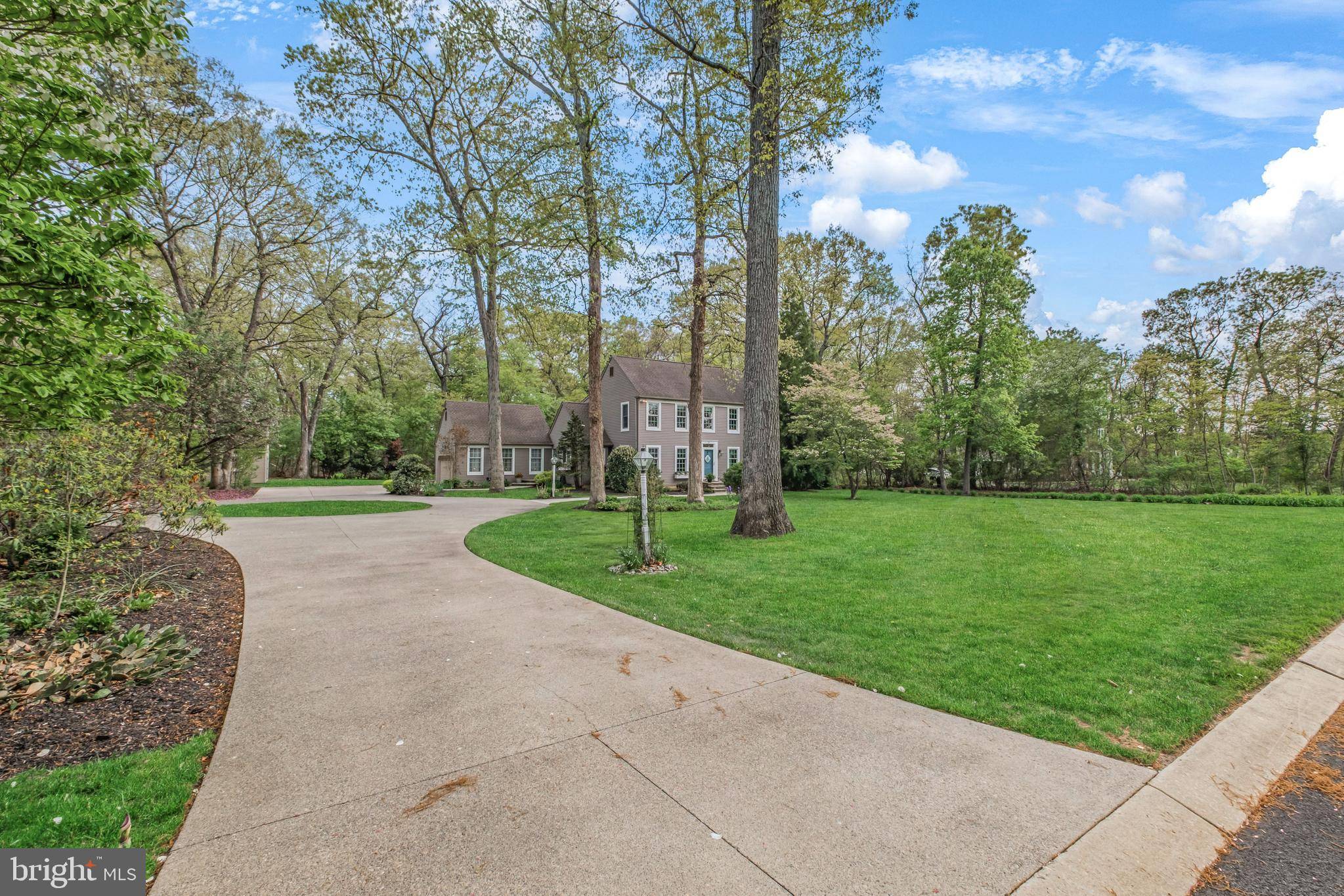Shamong, NJ 08088,3 MILLS BROOK LN