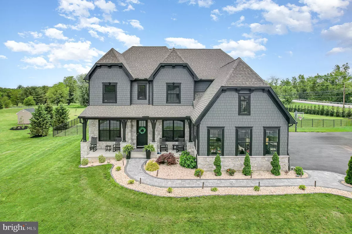 Mechanicsburg, PA 17050,2 FREEDOM CT